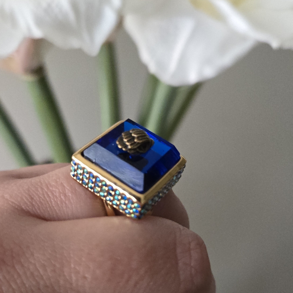 Kurt Geiger Large Cocktail Ring Size 9 NEW WITHOUT TAGS BUT IN BOX - Picture 3 of 5